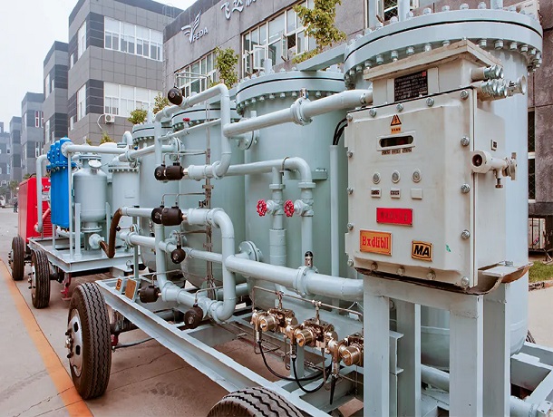 ú�󿪲ɷ�����Ƶ�����""